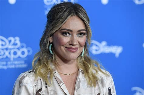 hillary duff tits|Hilary Duff poses nude: Im proud of my body